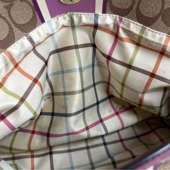 Coach Tote Bag with Tattersall Lining. - Picture 4 of 15